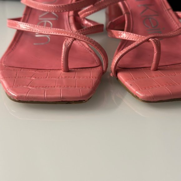 Pink leather Calvin Klein strappy slide (KCBECCA) - Picture 6 of 8